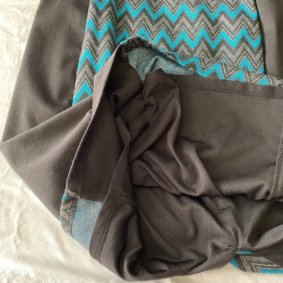 Nine West Women's Sleeveless Black/Teal‎ Aztec Geometric Midi Dress Size 8 - Picture 8 of 14